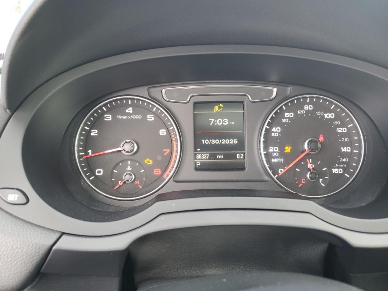 AUDI Q3 PREMIUM PLUS