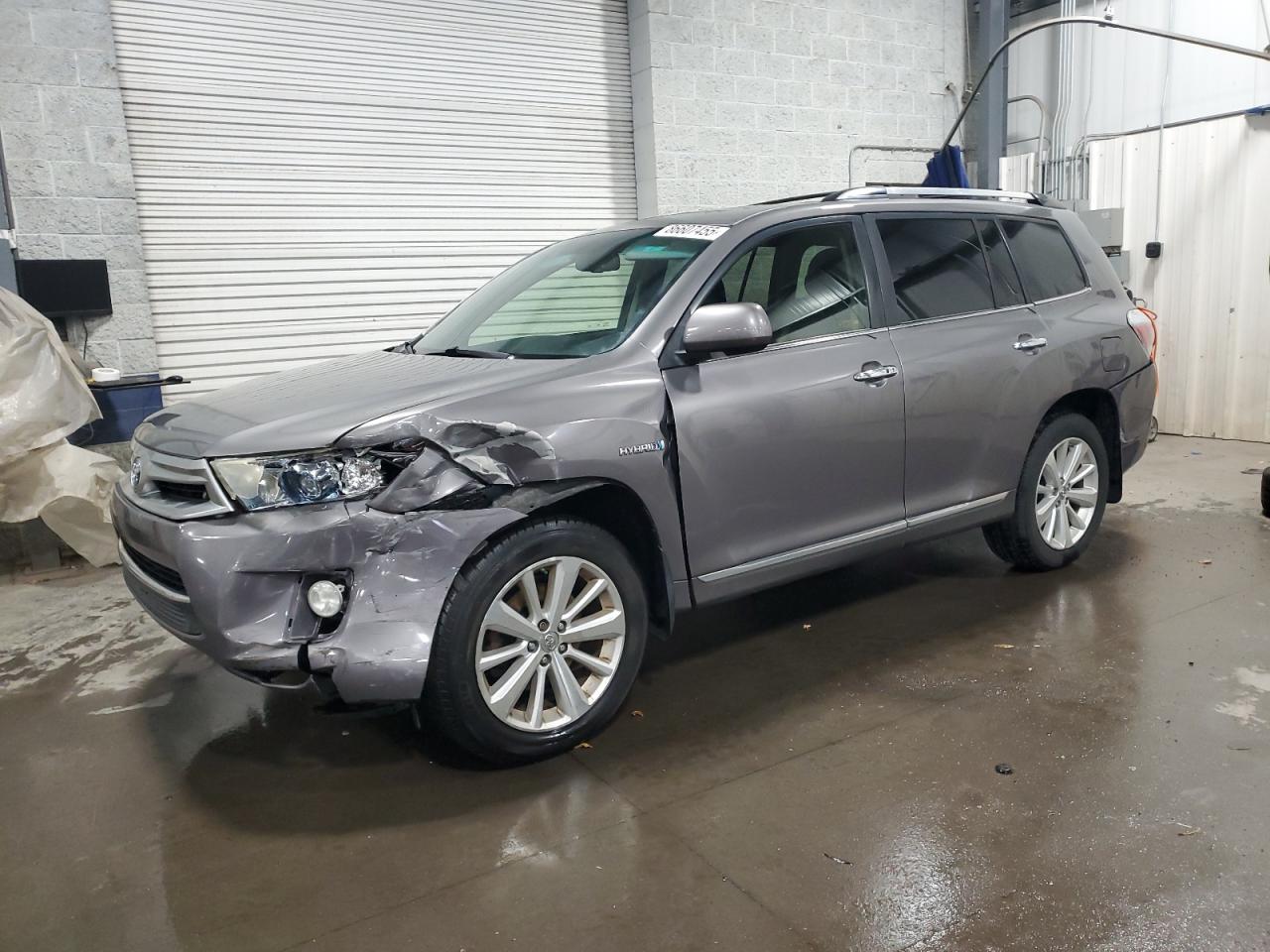 TOYOTA HIGHLANDER HYBRID LIMITED