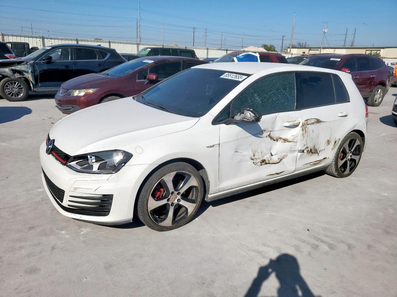 VOLKSWAGEN GOLF GTI S