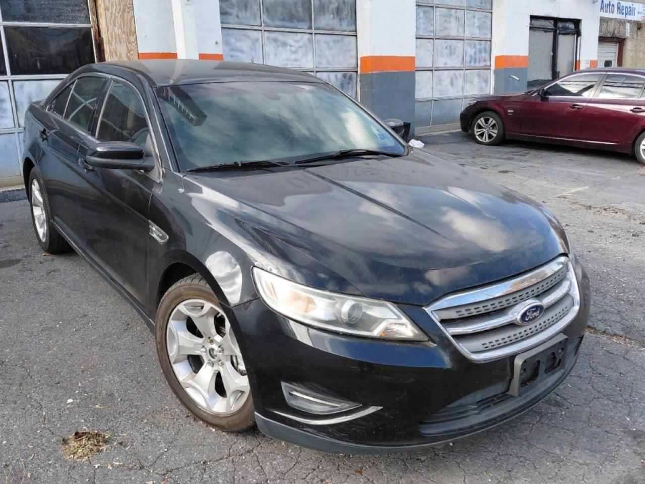 Lot #3292301265 2010 FORD TAURUS SE