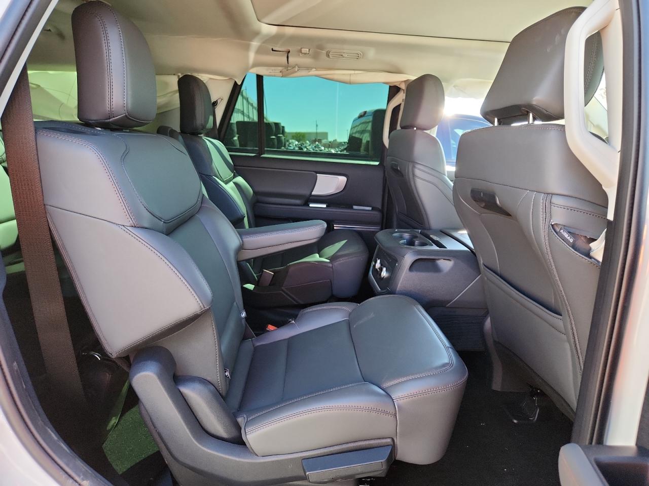 FORD EXPEDITION ACTIVE