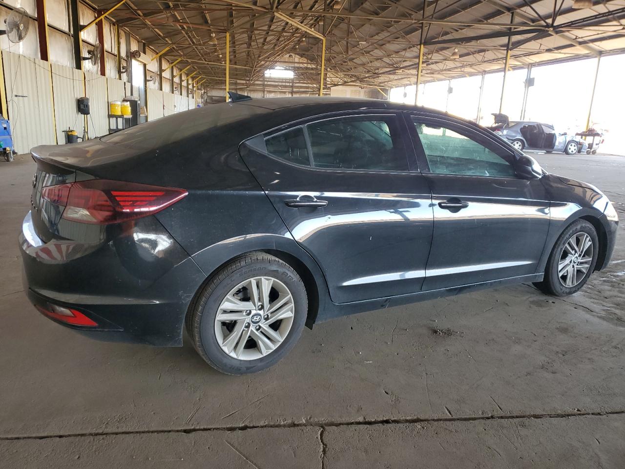 HYUNDAI ELANTRA SEL