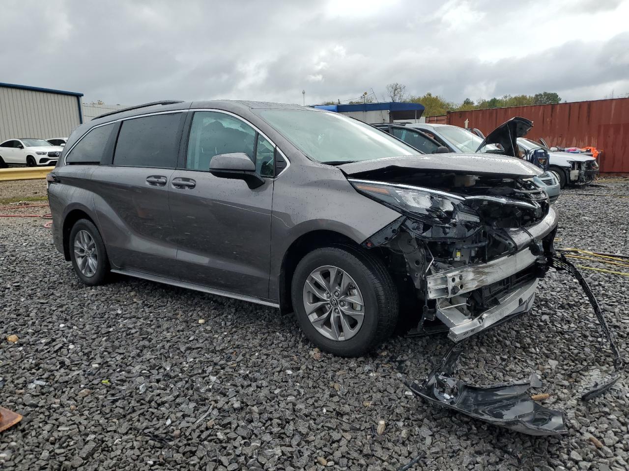 Lot #3284022848 2024 TOYOTA SIENNA LE