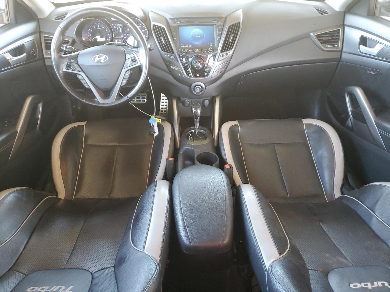 HYUNDAI VELOSTER TURBO