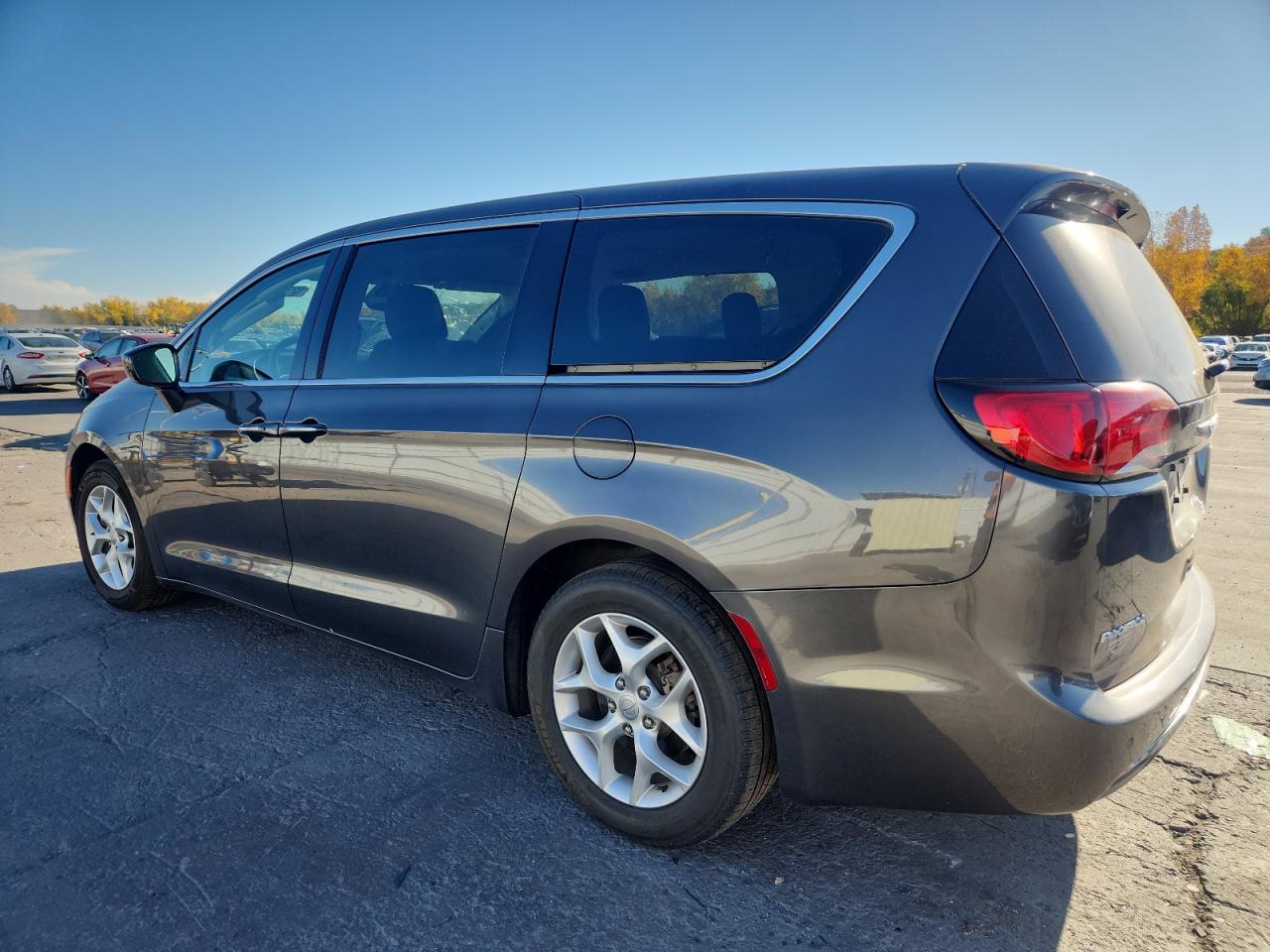 CHRYSLER PACIFICA TOURING PLUS