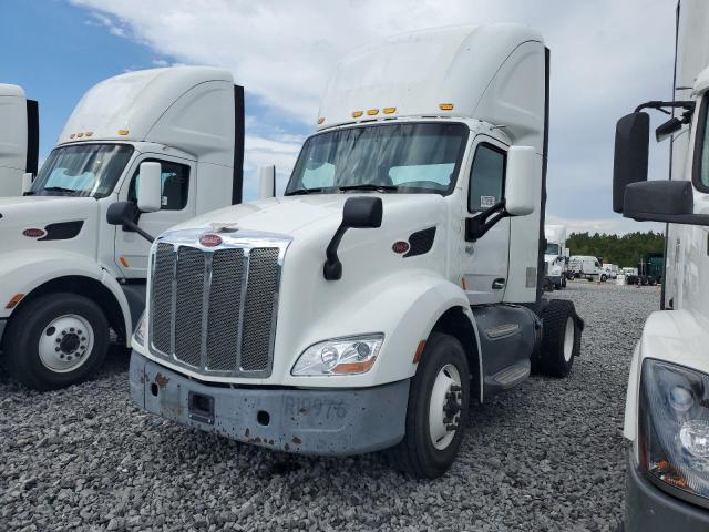 2017 PETERBILT TRACTOR 579 #3285540267