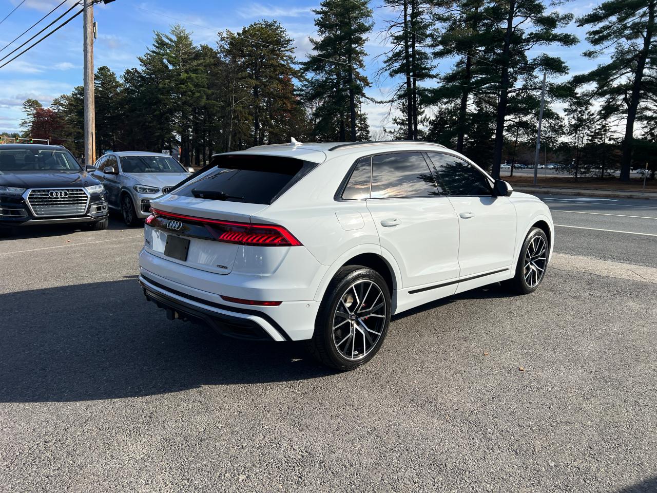AUDI Q8 PREMIUM PLUS S-LINE