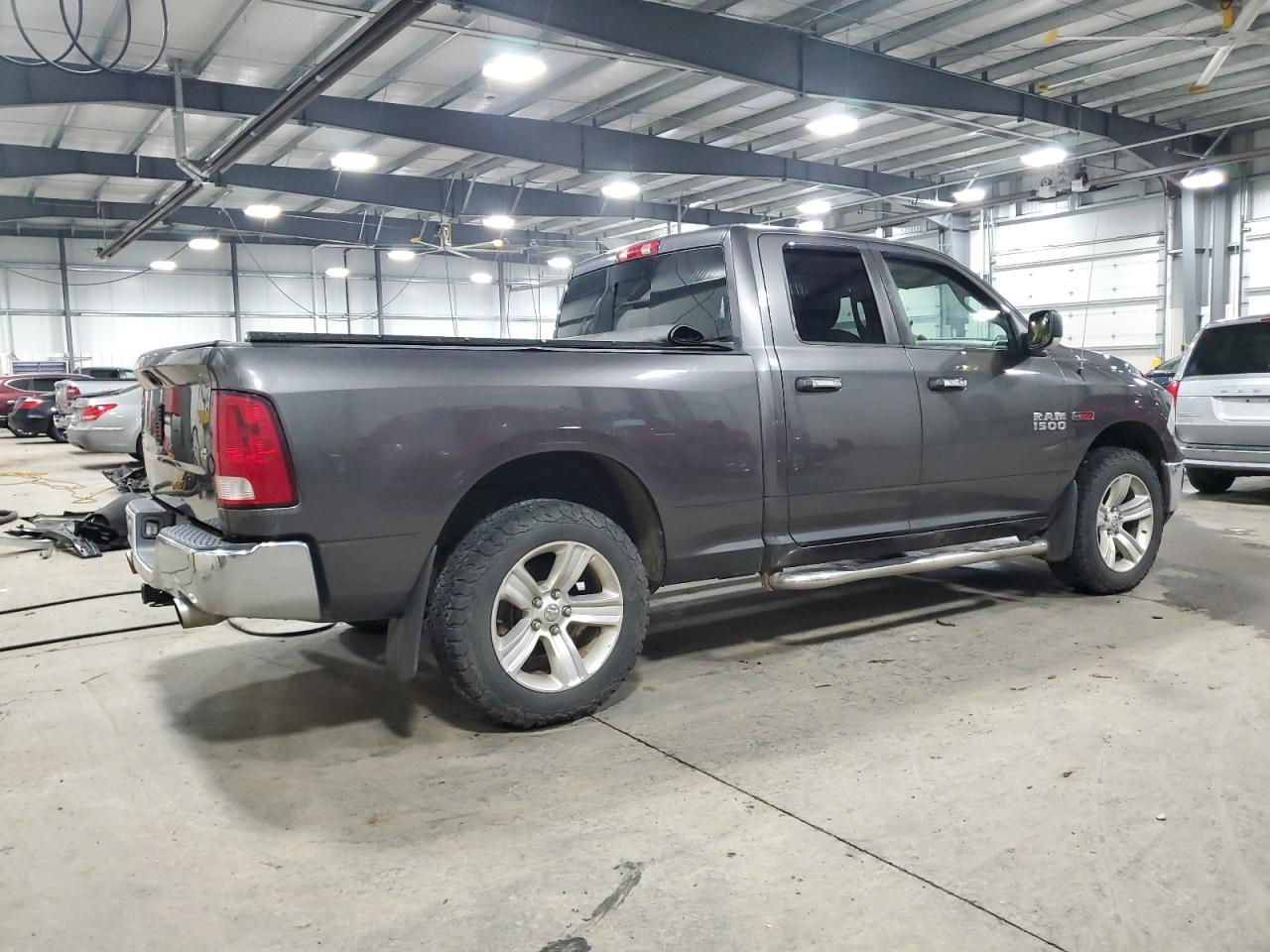 RAM 1500 SLT