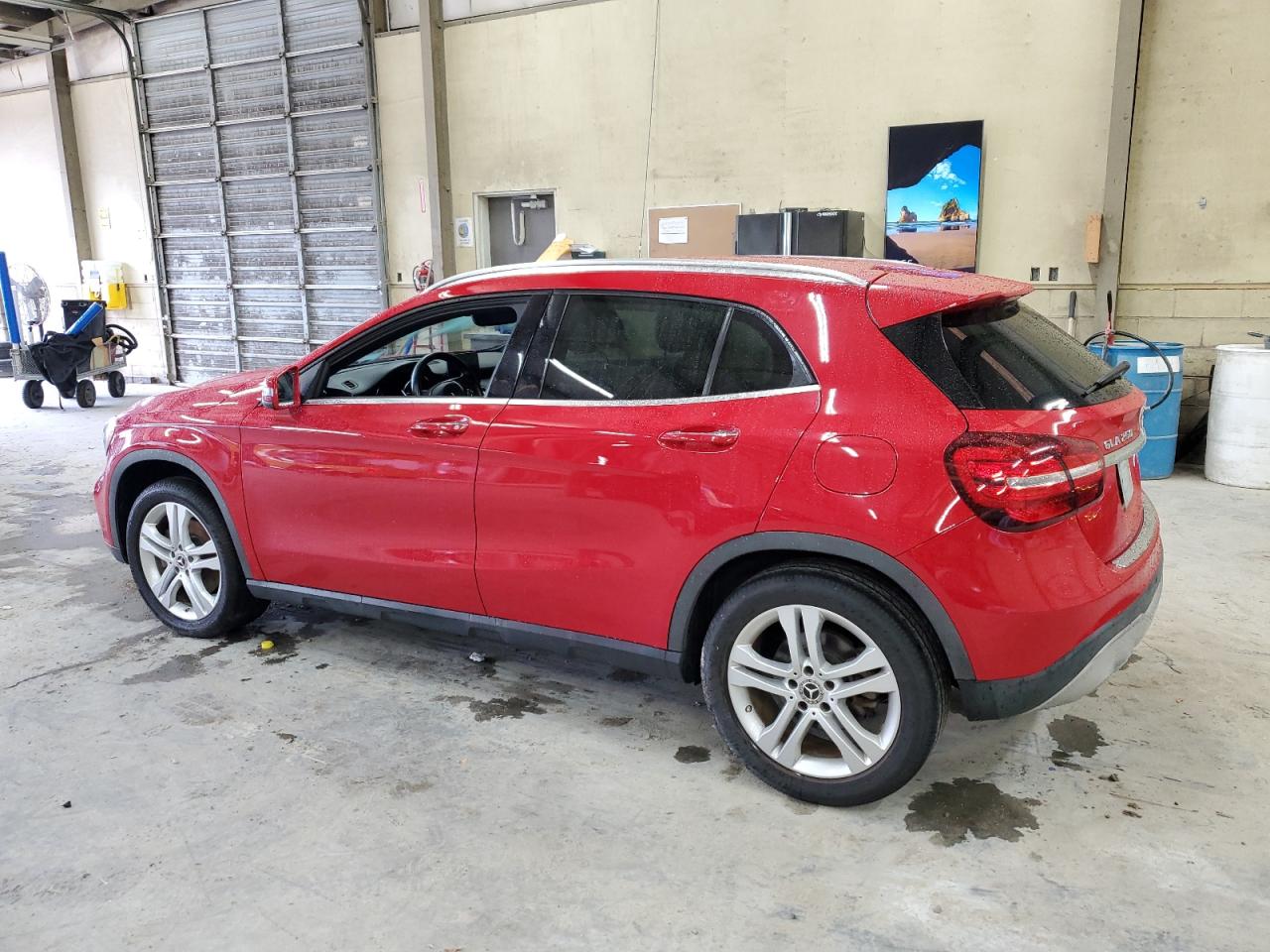 MERCEDES-BENZ GLA-CLASS 250