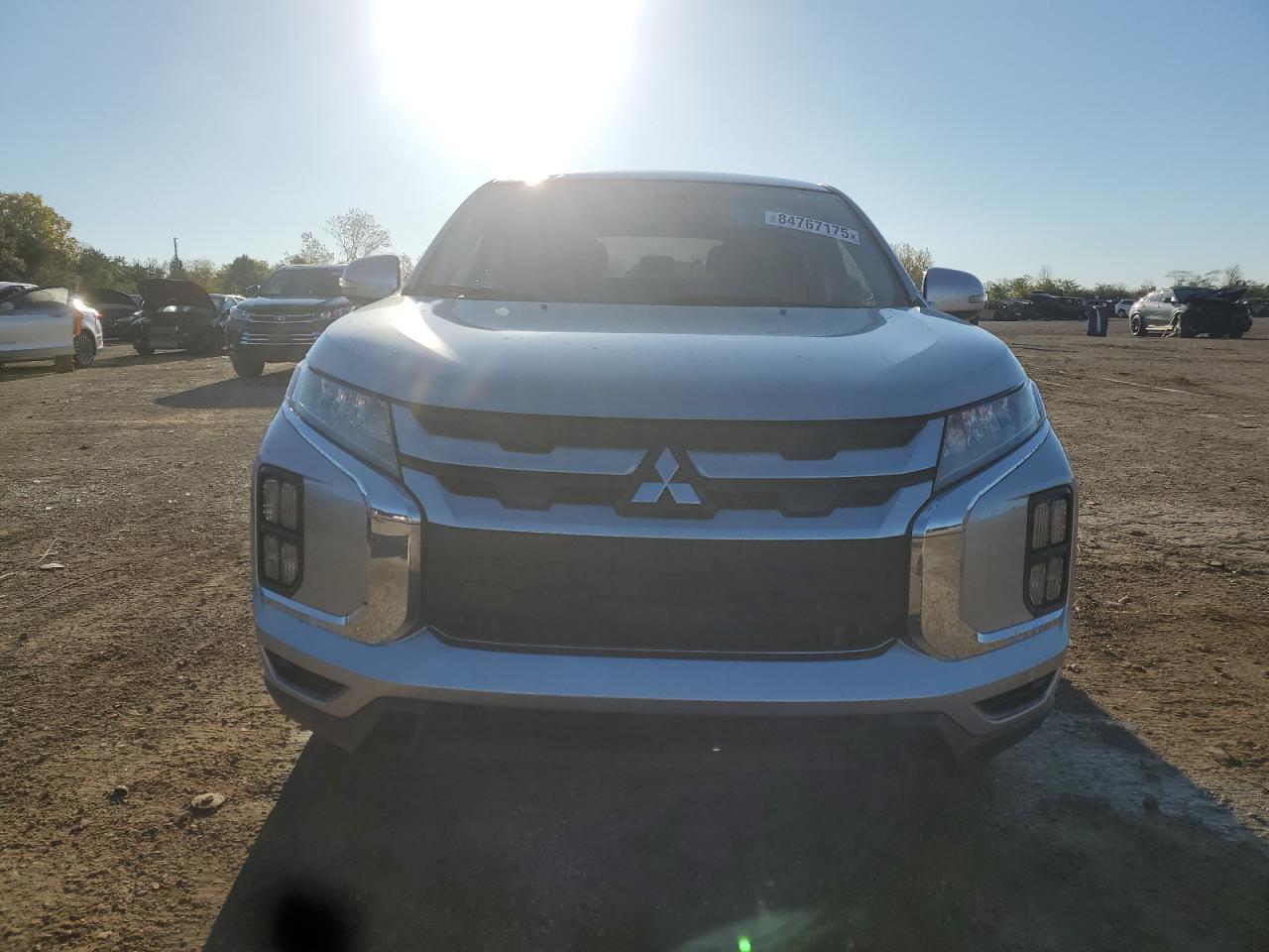 MITSUBISHI OUTLANDER SE