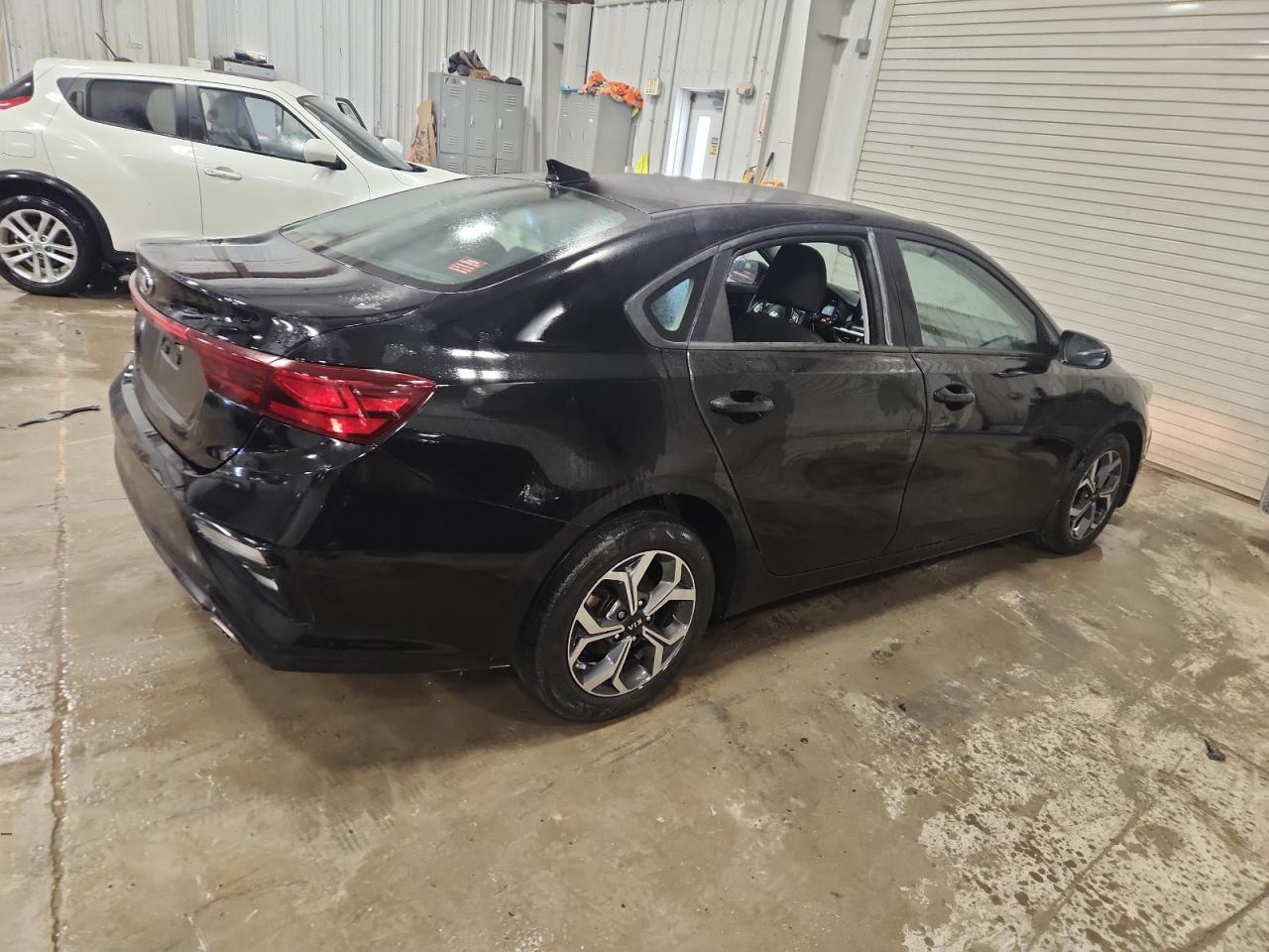 KIA FORTE FE