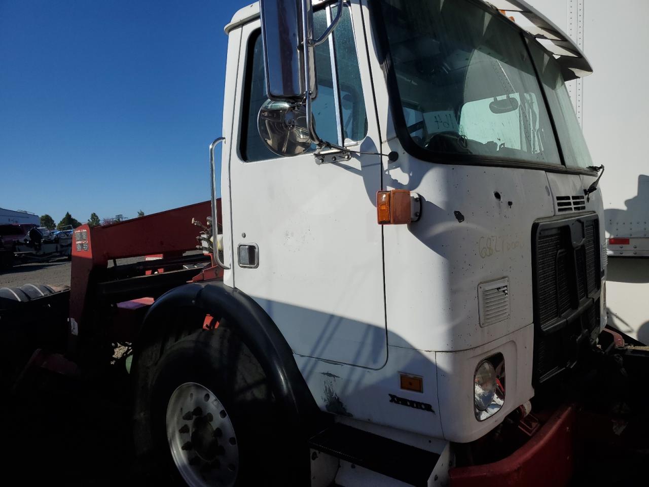 Lot #3269823716 2008 AUTOCAR UNKNOWN