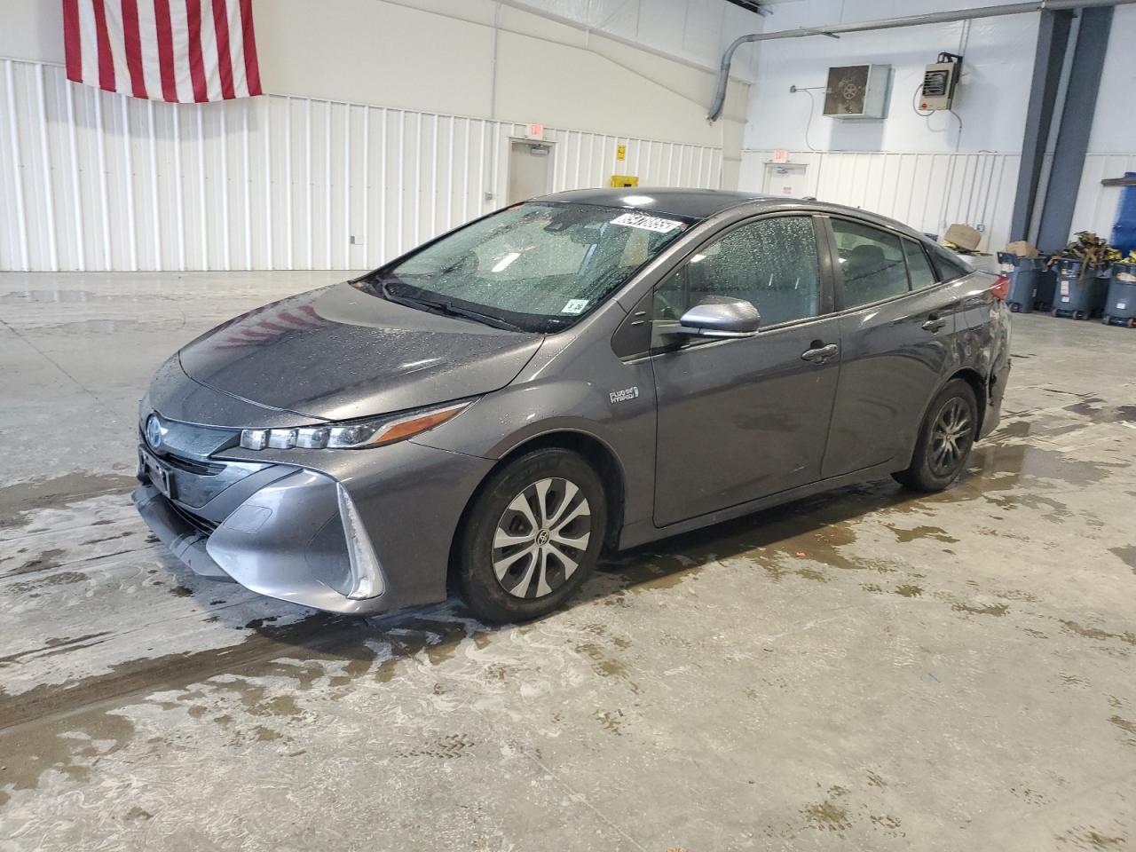 TOYOTA PRIUS PRIME LE