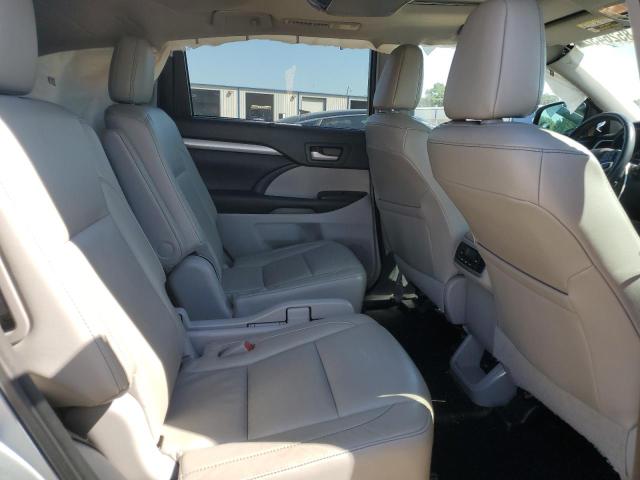 2017 TOYOTA HIGHLANDER SE 5TDKZRFH6HS517506