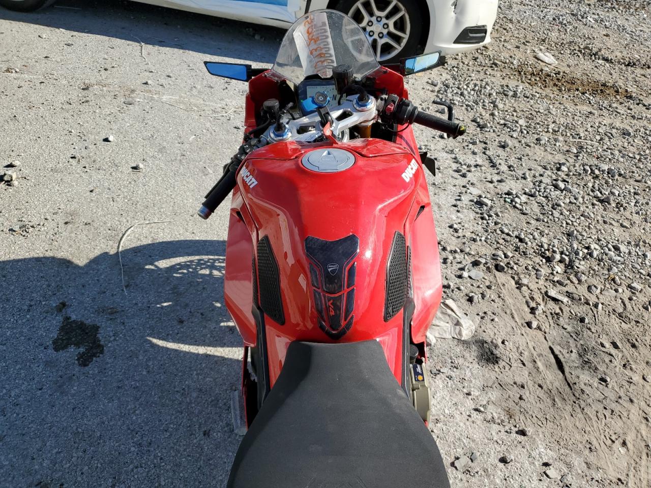 Lot #3275359329 2021 DUCATI PANIGALE V