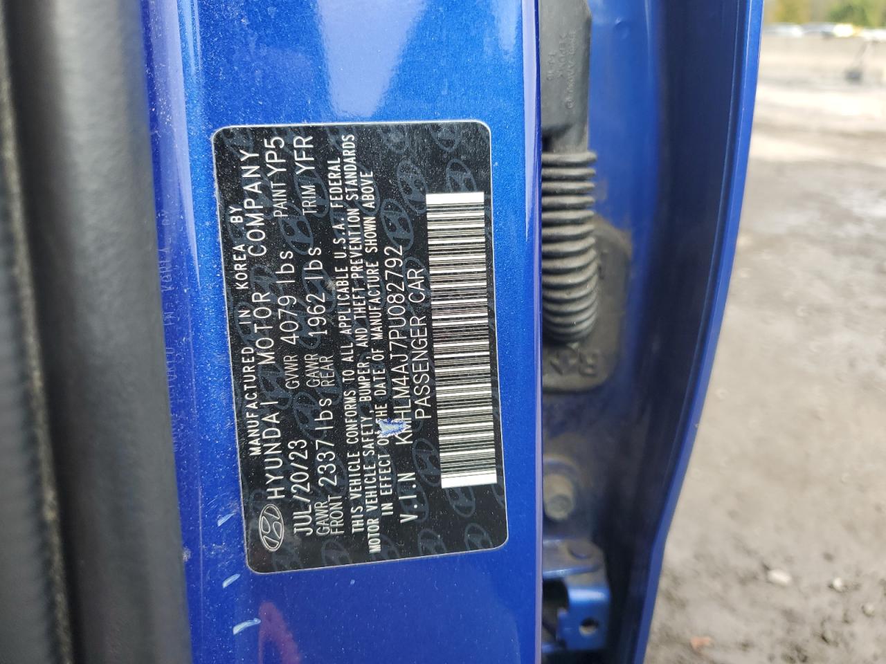 HYUNDAI ELANTRA BLUE