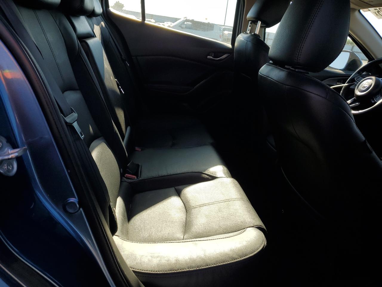 MAZDA 3 GRAND TOURING