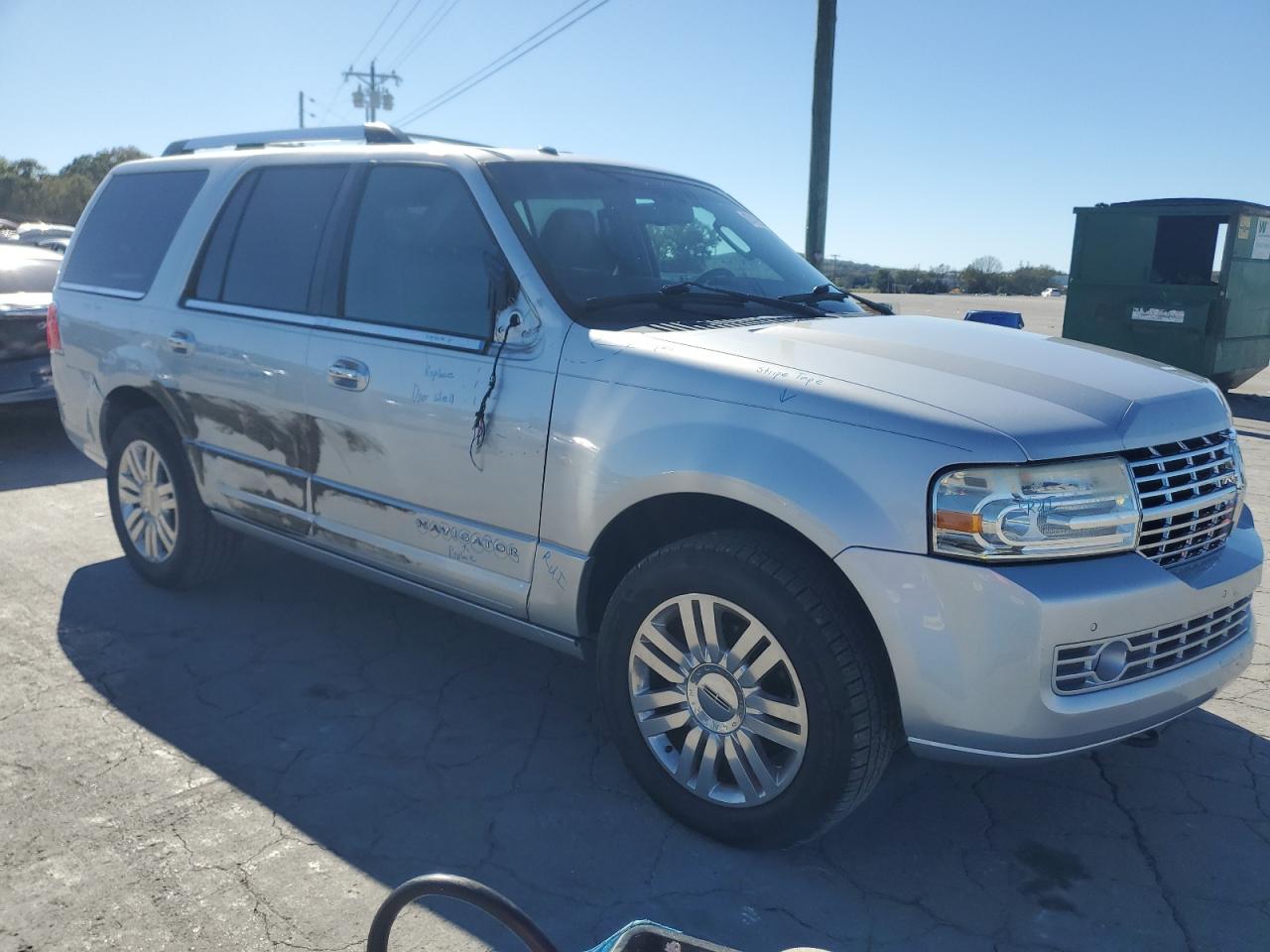 LINCOLN NAVIGATOR