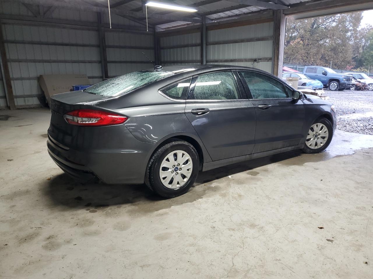 FORD FUSION S