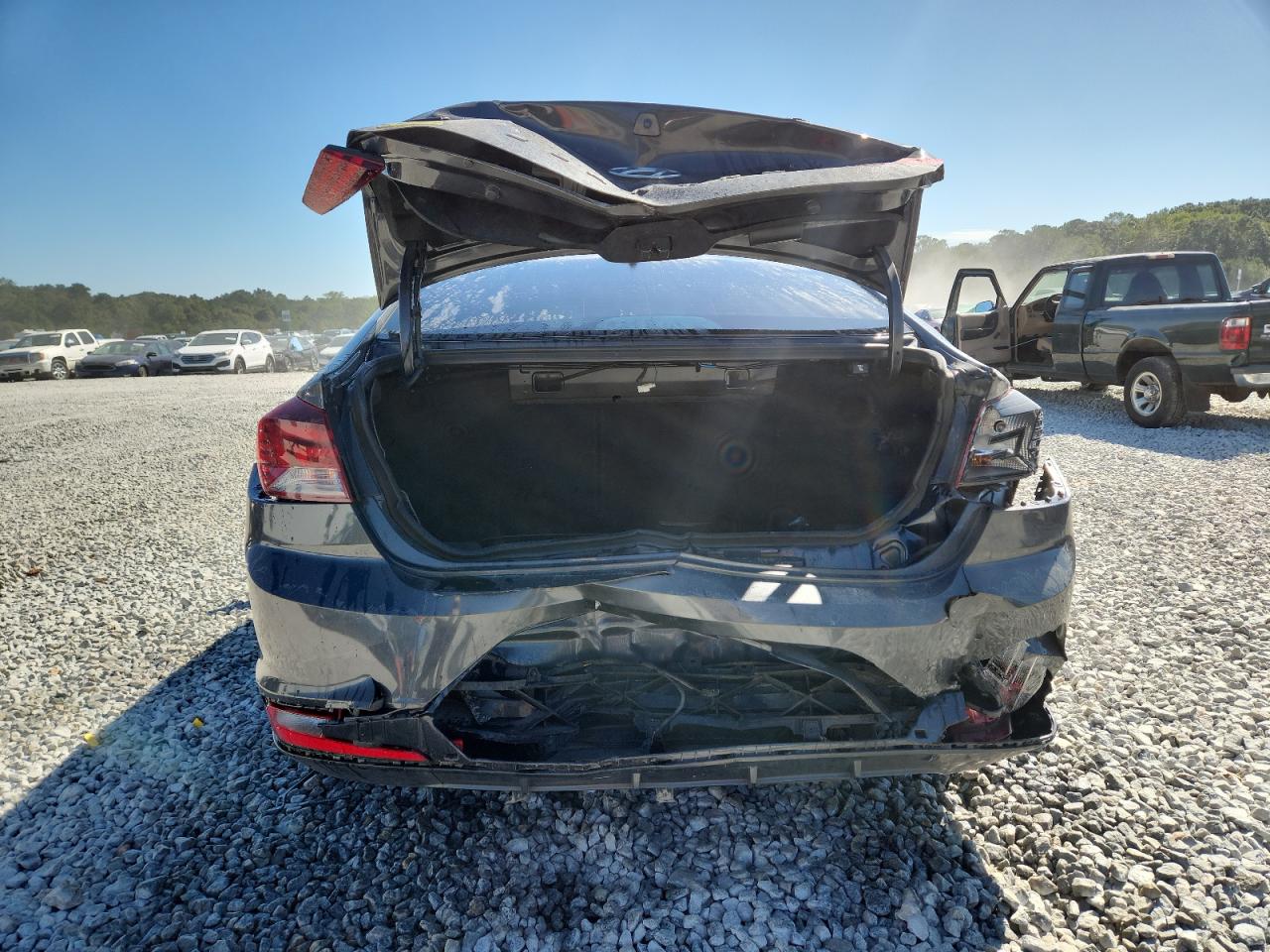 Lot #3302727029 2020 HYUNDAI ELANTRA SE