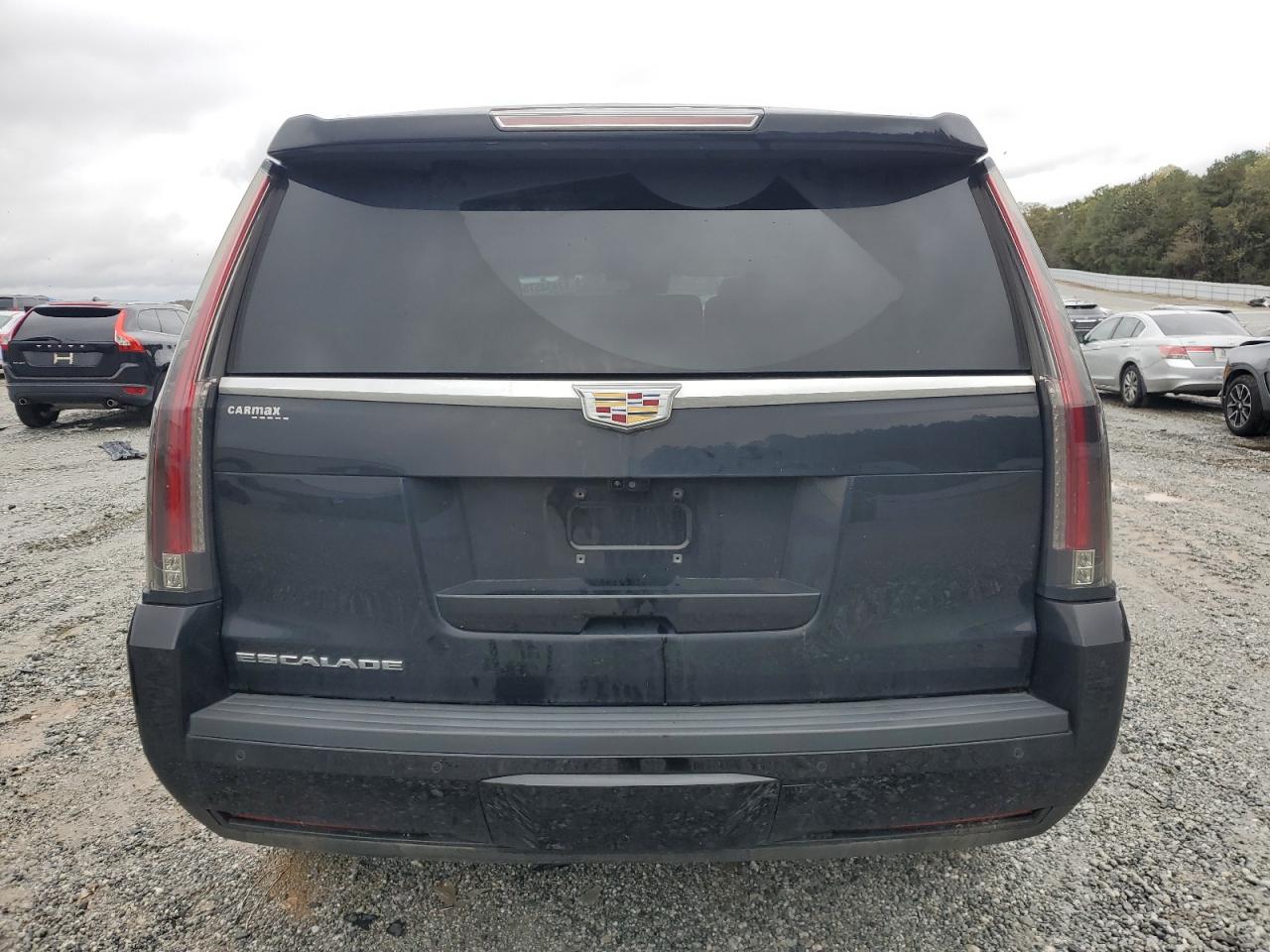 CADILLAC ESCALADE PREMIUM LUXURY
