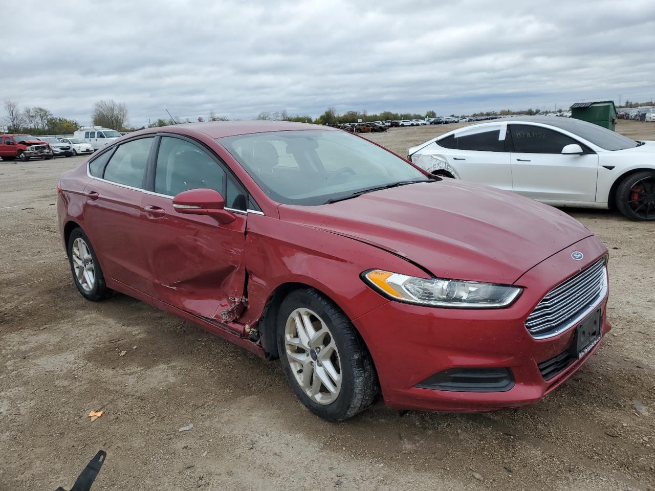 FORD FUSION SE