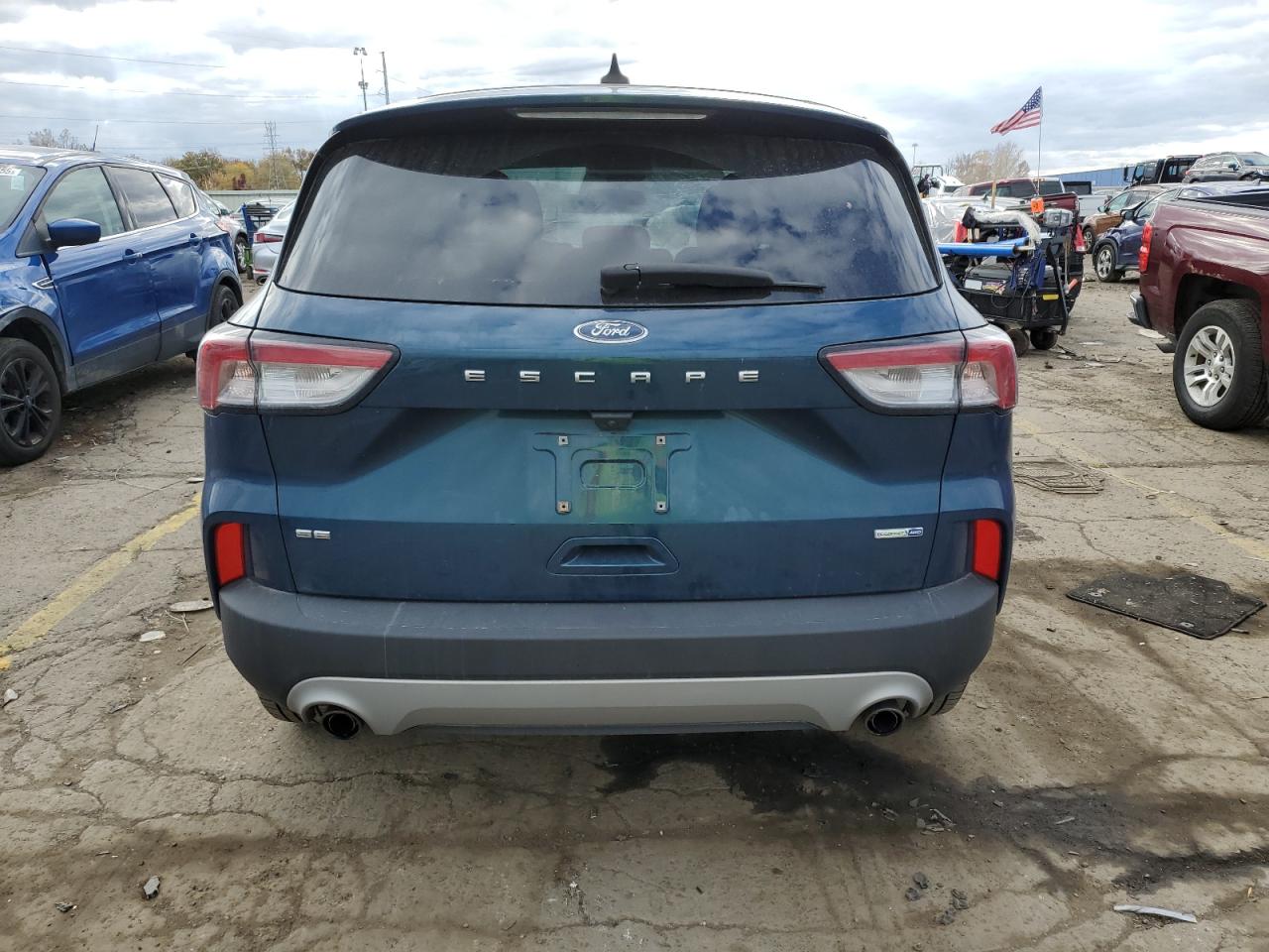 FORD ESCAPE SE
