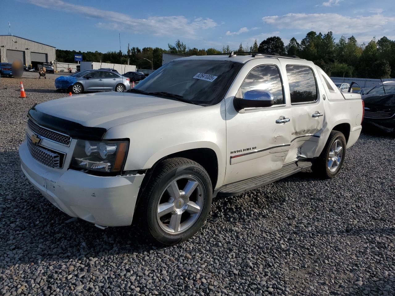 CHEVROLET AVALANCHE LTZ