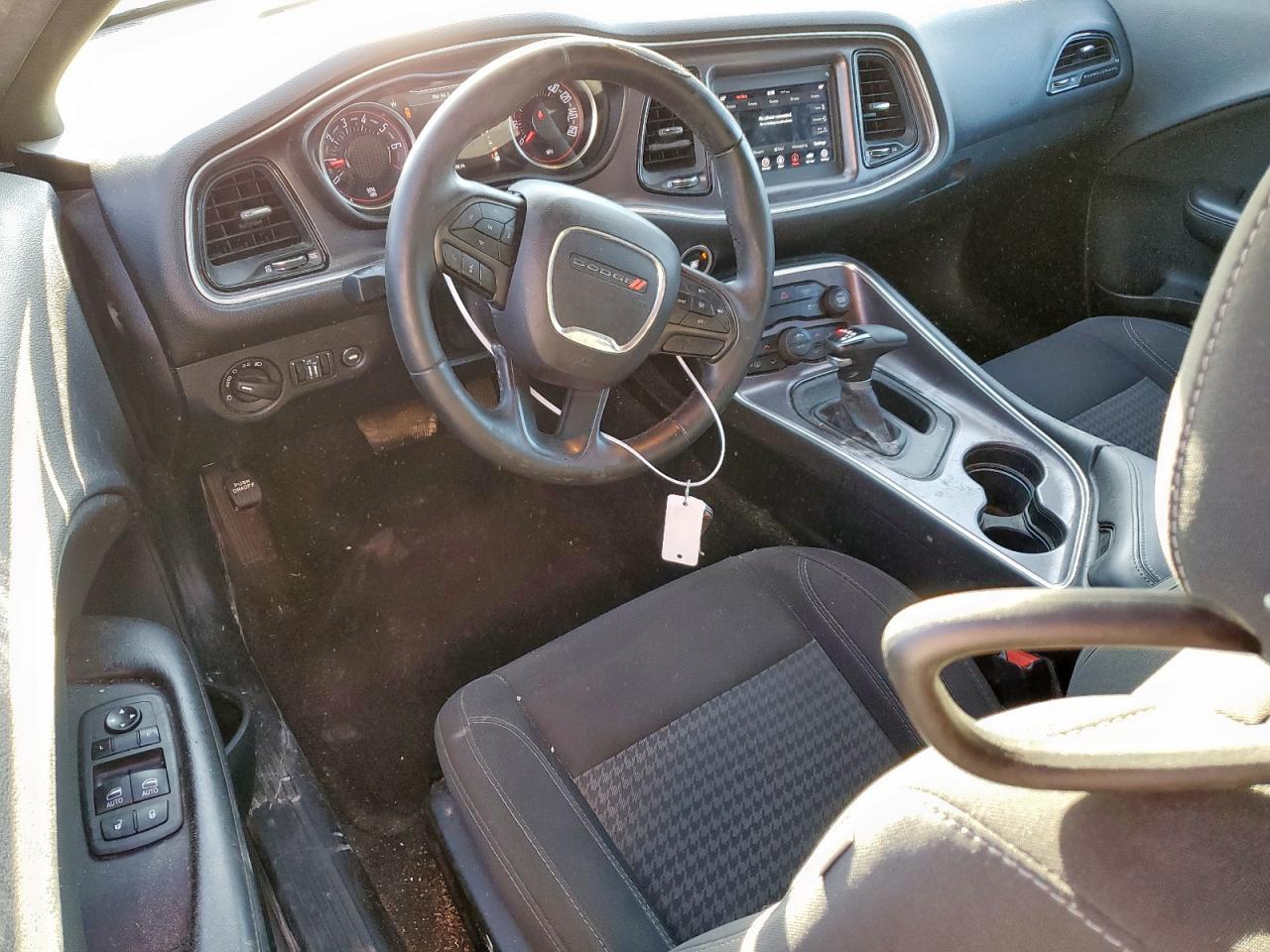 DODGE CHALLENGER SXT