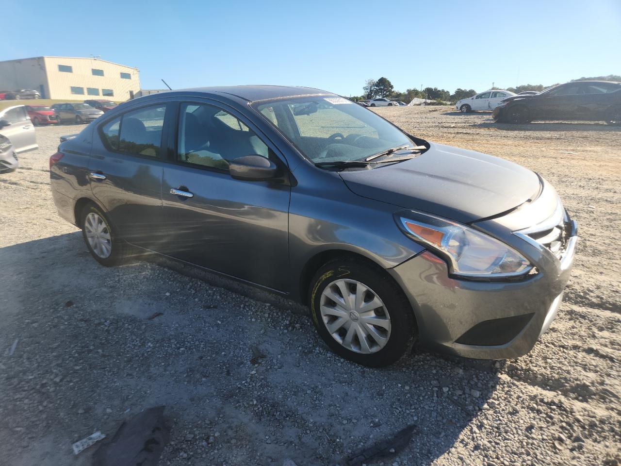 NISSAN VERSA S