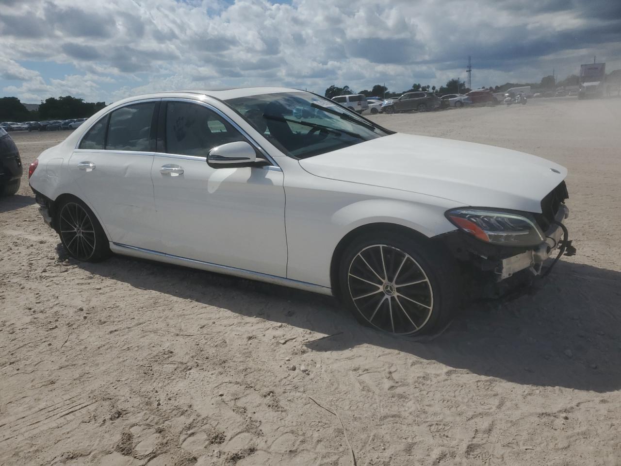 MERCEDES-BENZ C-CLASS 300