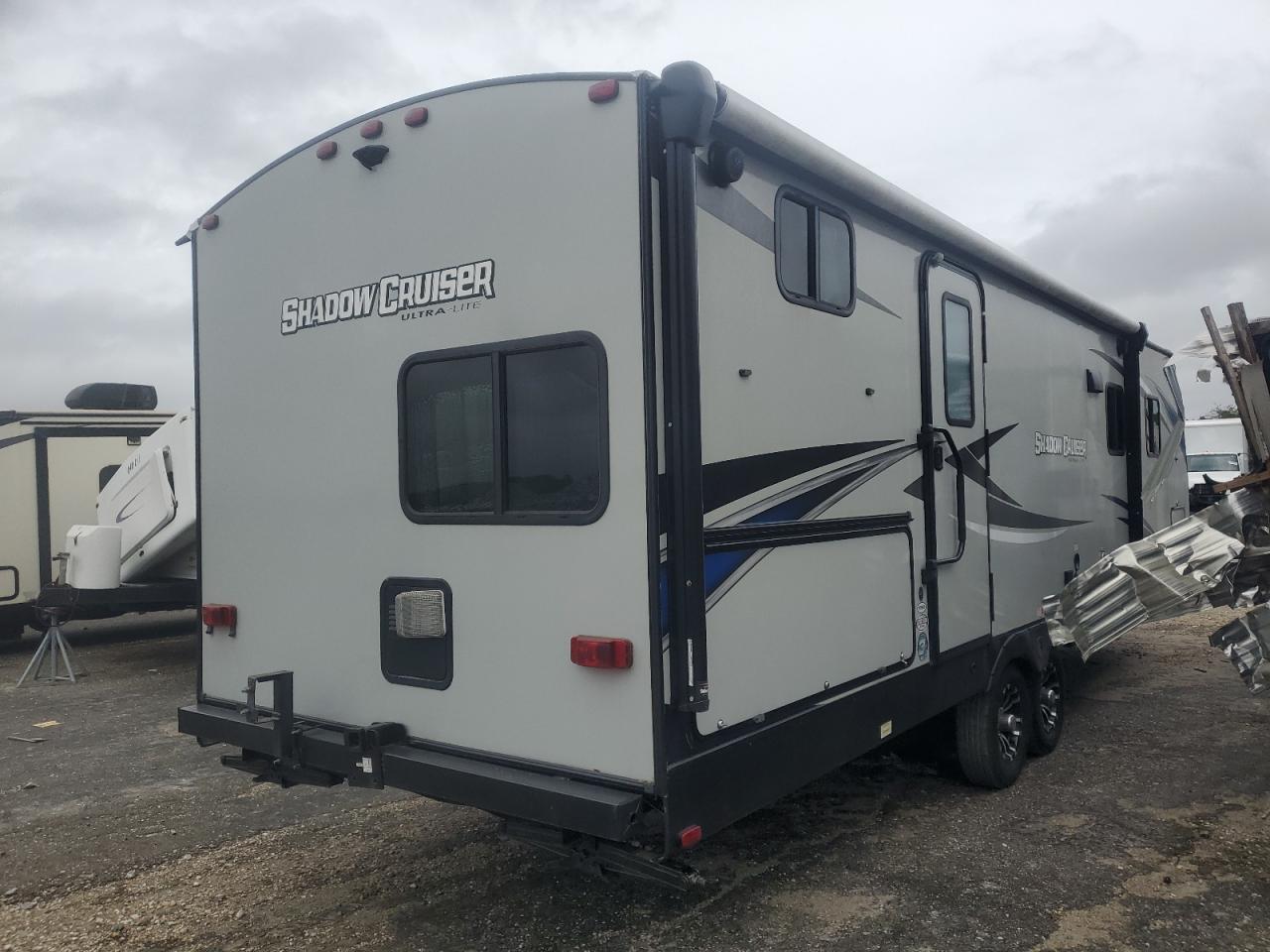 Lot #3284038913 2021 CRSC TRAVEL TL