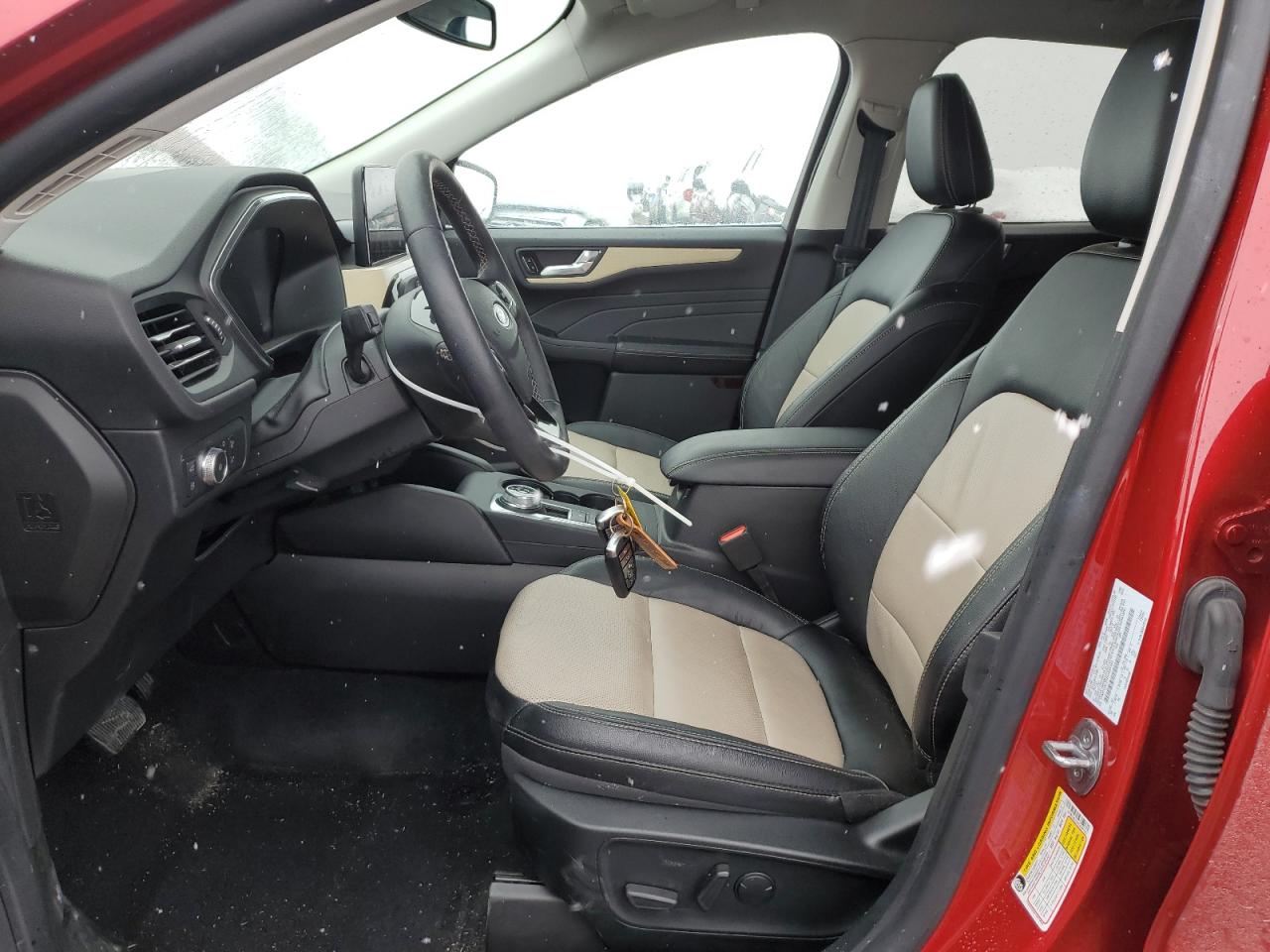 FORD ESCAPE TITANIUM