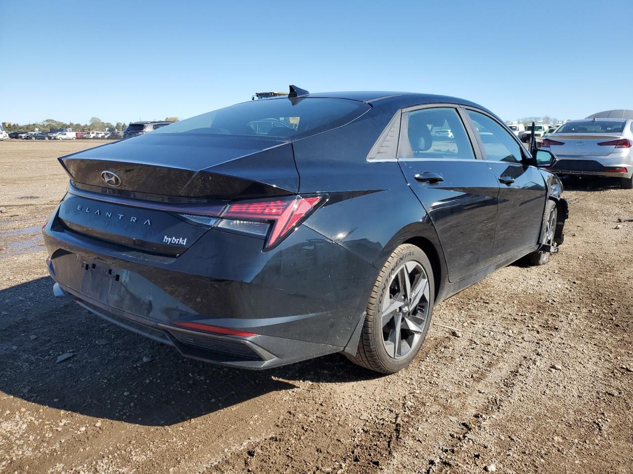 HYUNDAI ELANTRA LIMITED