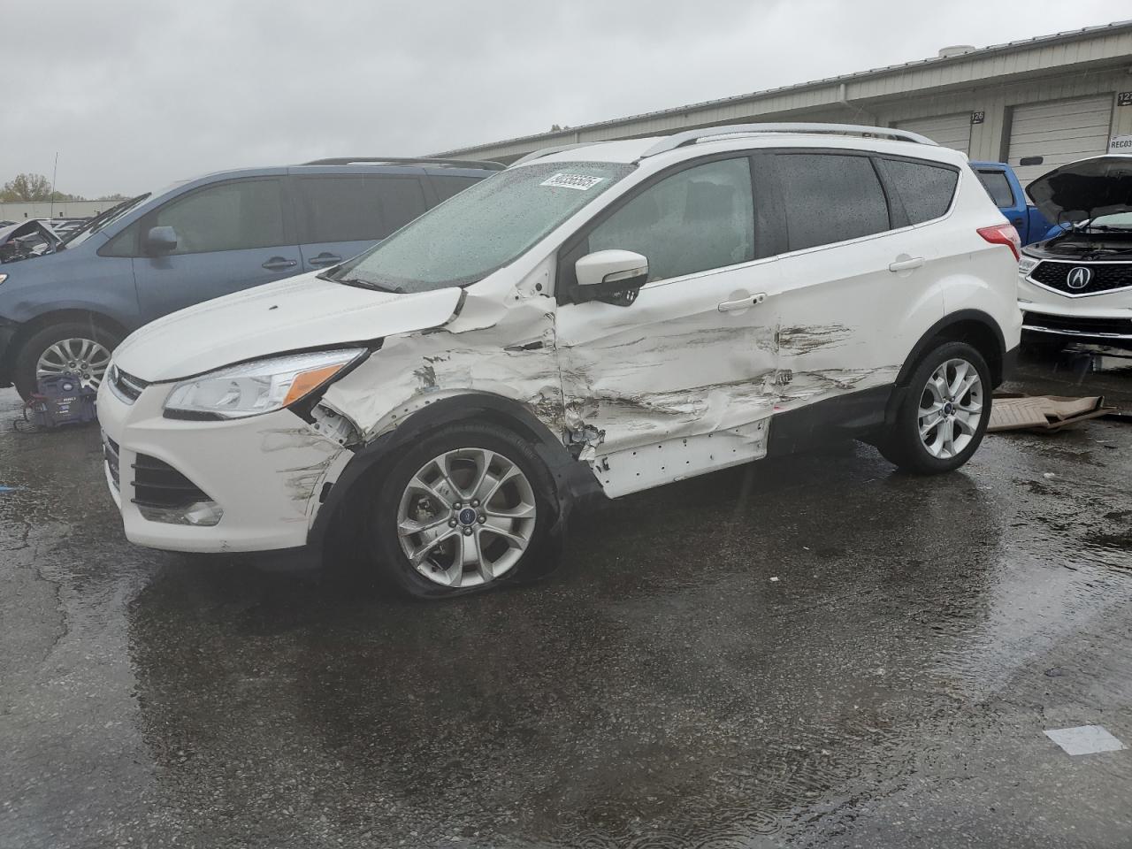 FORD ESCAPE TITANIUM