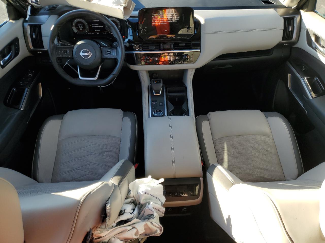 NISSAN PATHFINDER PLATINUM