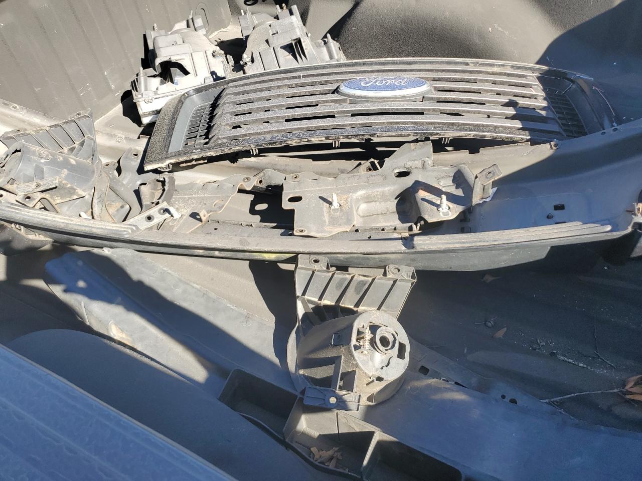 FORD F-150 SUPER CAB