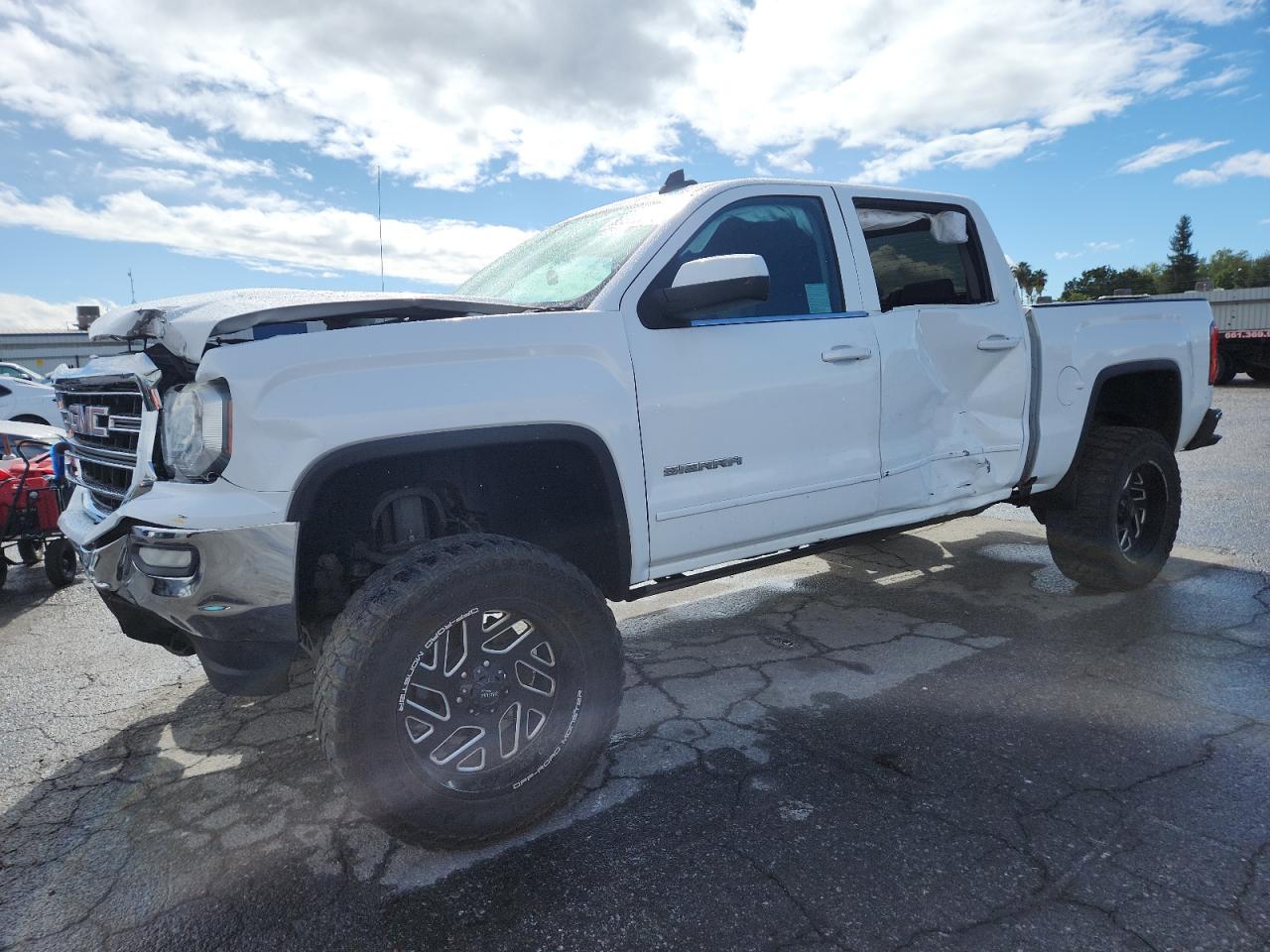 GMC SIERRA C1500 SLE