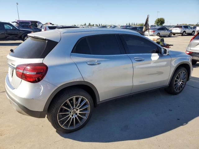 2018 MERCEDES-BENZ GLA 250 4M WDCTG4GB4JJ436721