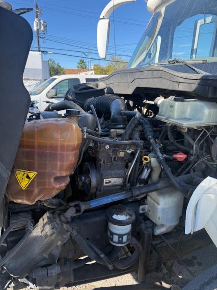 Lot #3270755854 2009 IC CORPORATION 3000 HC