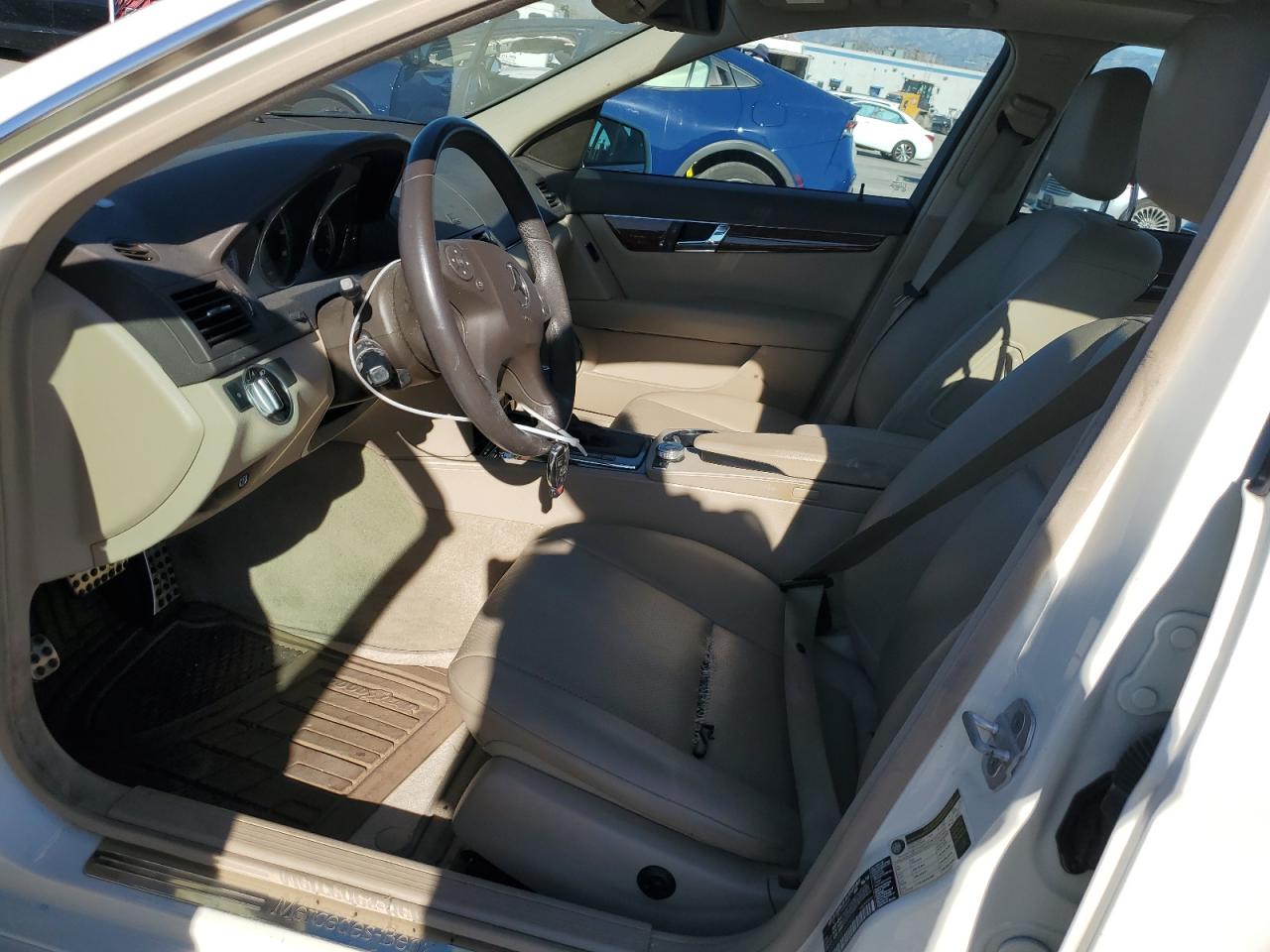 MERCEDES-BENZ C-CLASS 300