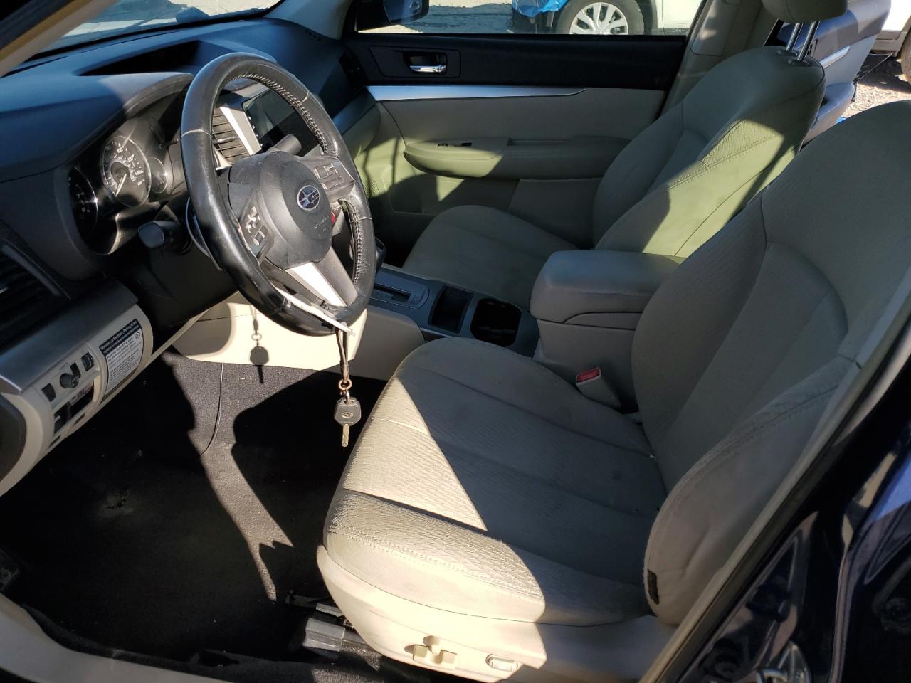 SUBARU LEGACY 2.5I PREMIUM