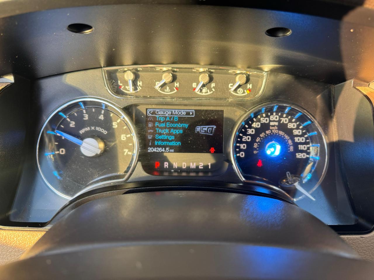 FORD F-150 SUPERCREW