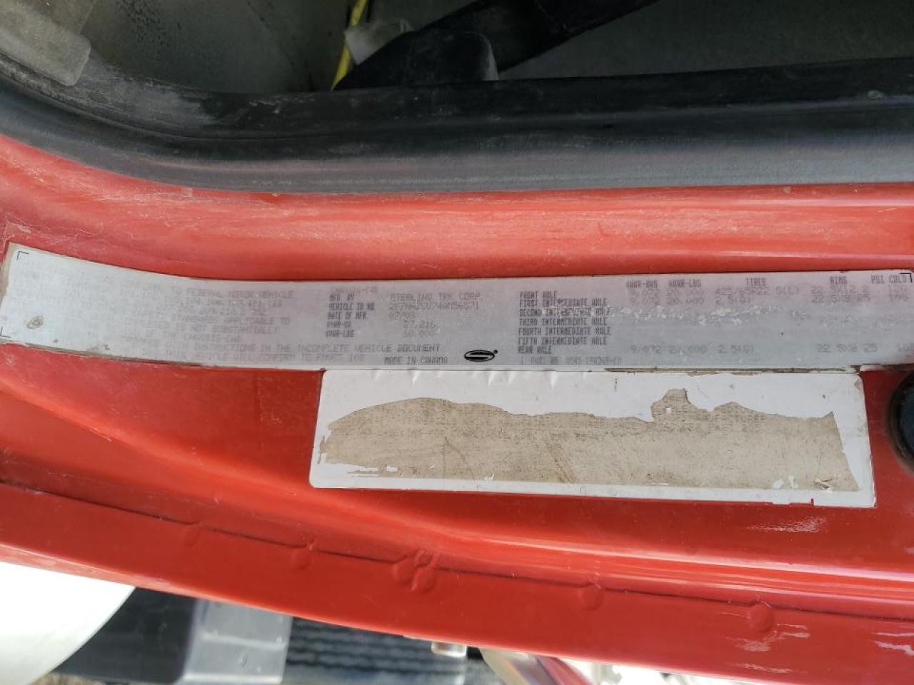 Lot #3316833661 2004 STERLING TRUCK L9500