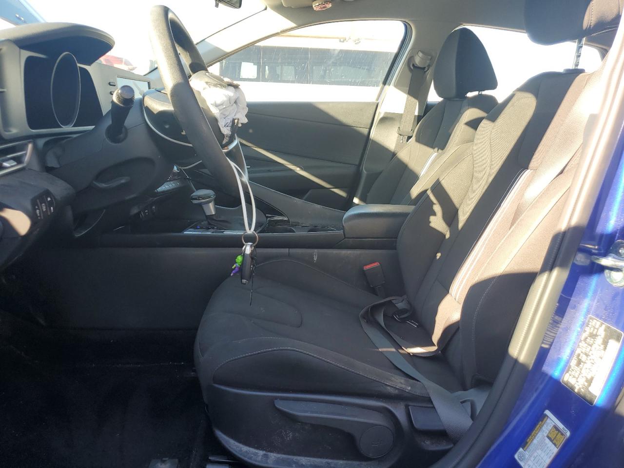 HYUNDAI ELANTRA BLUE