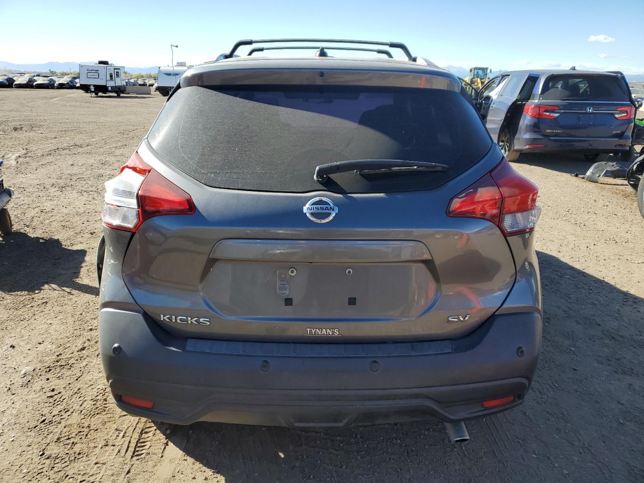 NISSAN KICKS SV