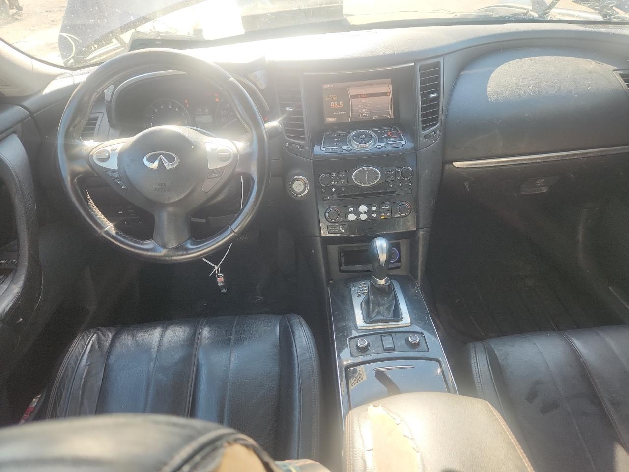 INFINITI FX37