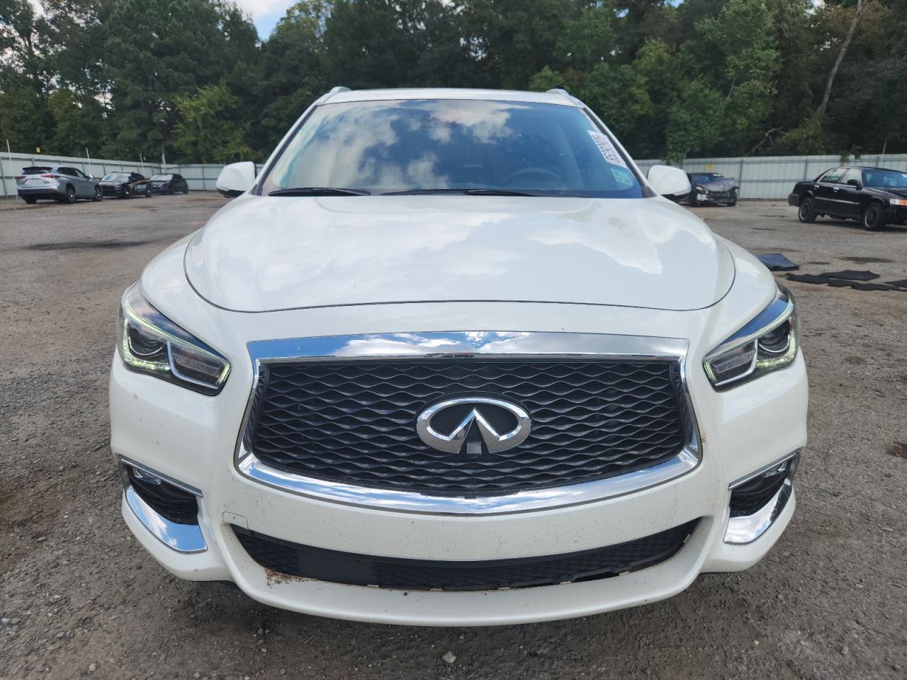 INFINITI QX60 LUXE