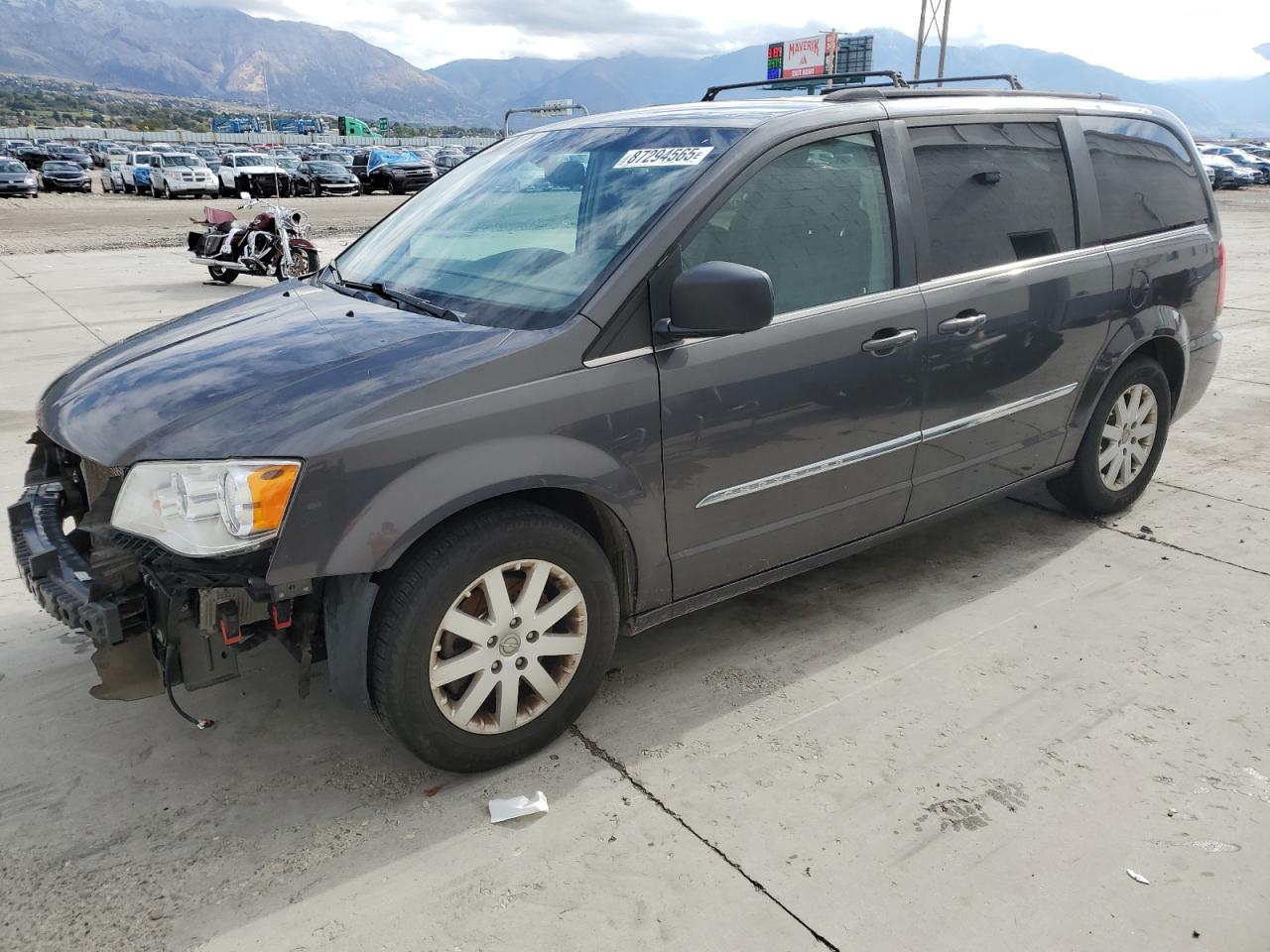 CHRYSLER TOWN & COUNTRY TOURING