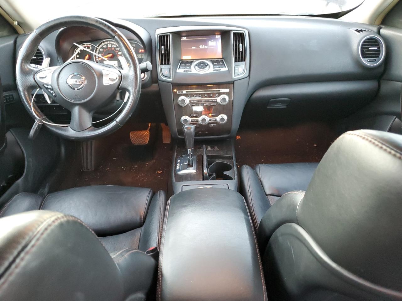 NISSAN MAXIMA S
